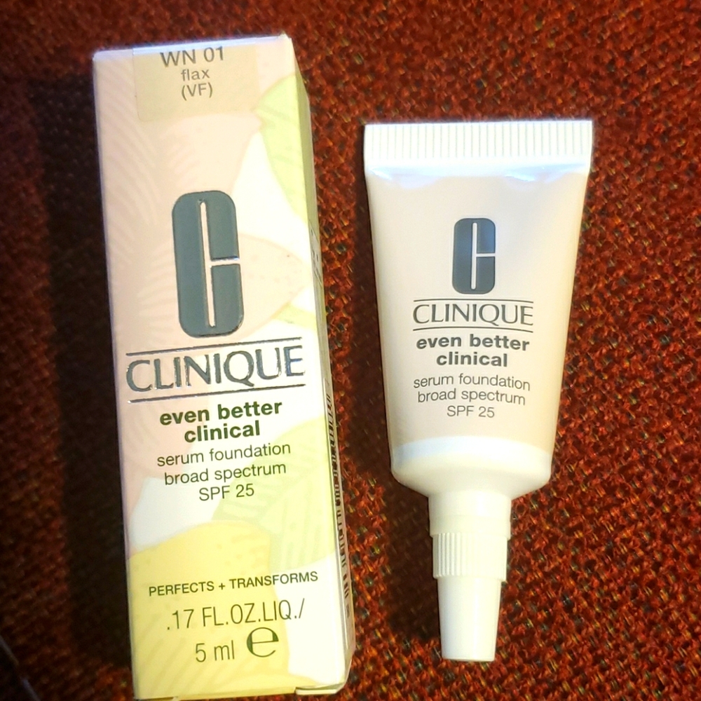 SAMPLE CLINIQUE CLINICAL SERUM FOUNDATION SPF 25. - Picture 2 of 10
